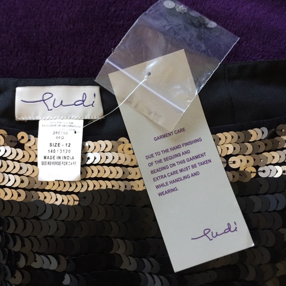 Ludi Sequined/Beaded Mini Skirt  12  Black VS - Picture 2 of 3